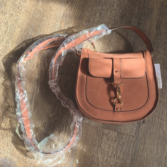 NWT JustFab Crossbody Purse - Picture 1 of 3